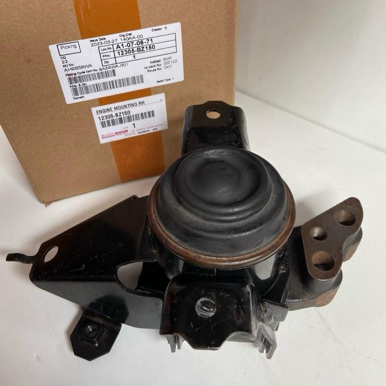 Engine mounting kanan sigra 1000cc tahun 2016-2021