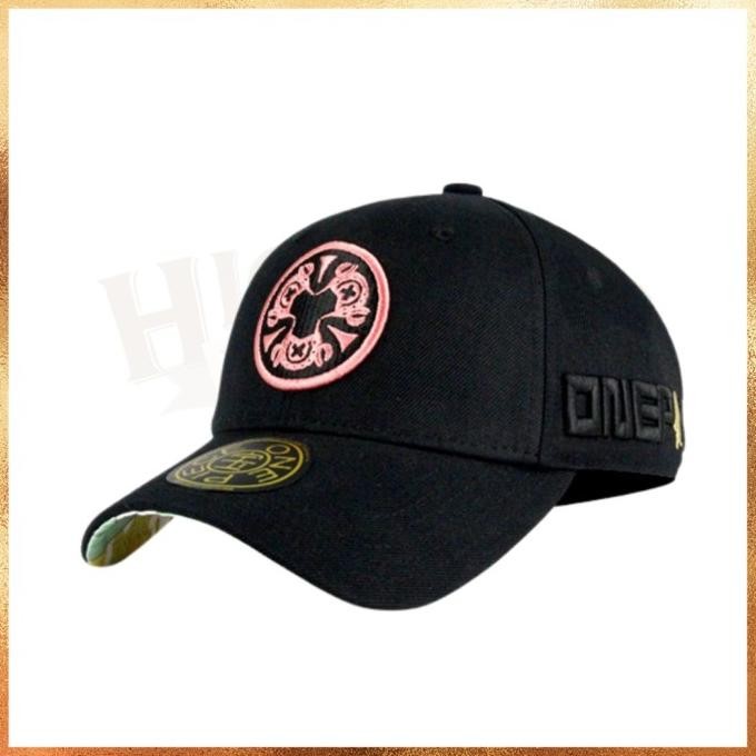 READY STOCK  Topi New Era Angel x One Piece Chopper Pink Logo Black Dad Cap Taiwan Exclusive 100% or
