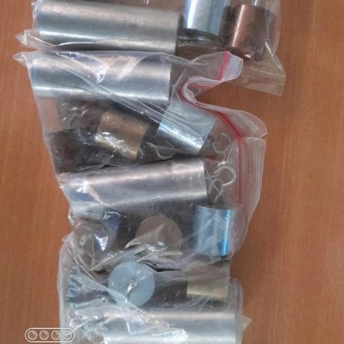 

Terbaru silinder massa sama, 100gr