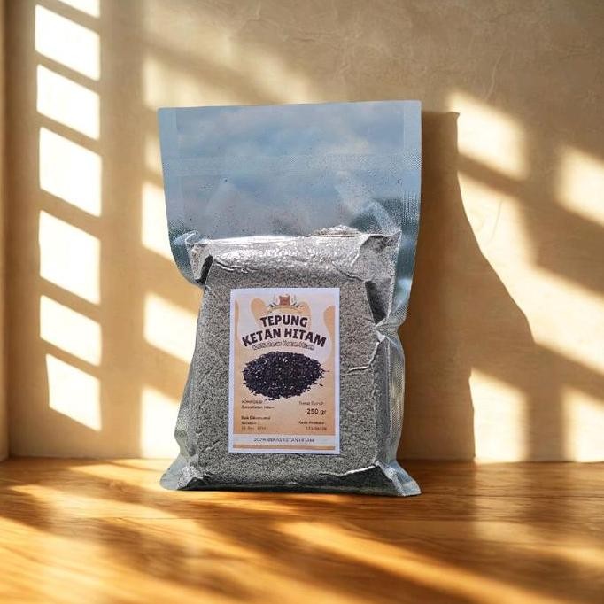 

Terlaris Tepung Ketan Hitam 100% Beras Ketan Hitam Kemasan Vacuum 250Gr Baking