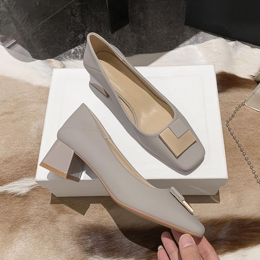 SL887 BEIGE DAN GRAY-HEELS IMPORT 4CM-HAK TAHU KERJA KANTOR-HEELS KERJA POLOS