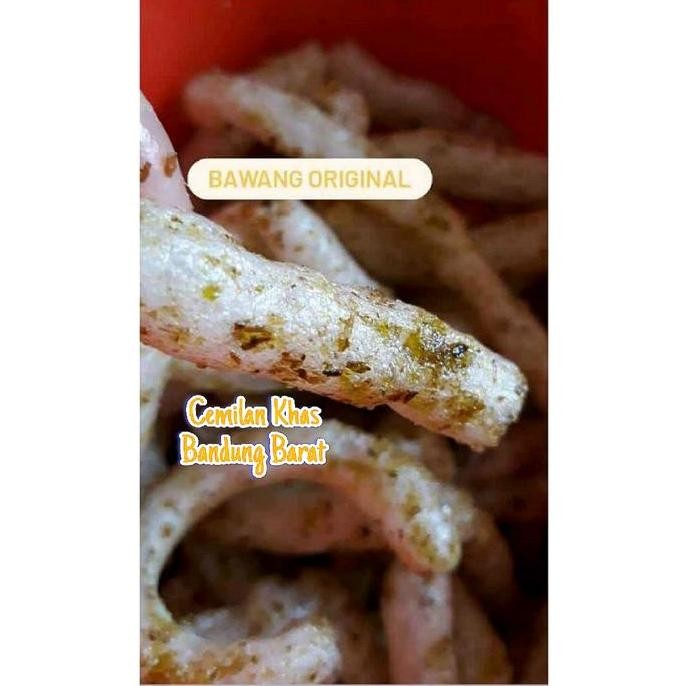 

Kerupuk Gurilem Bandung 500 gram Food Cemilan Keripik Pedas Makanan Snack Bawang Kacang