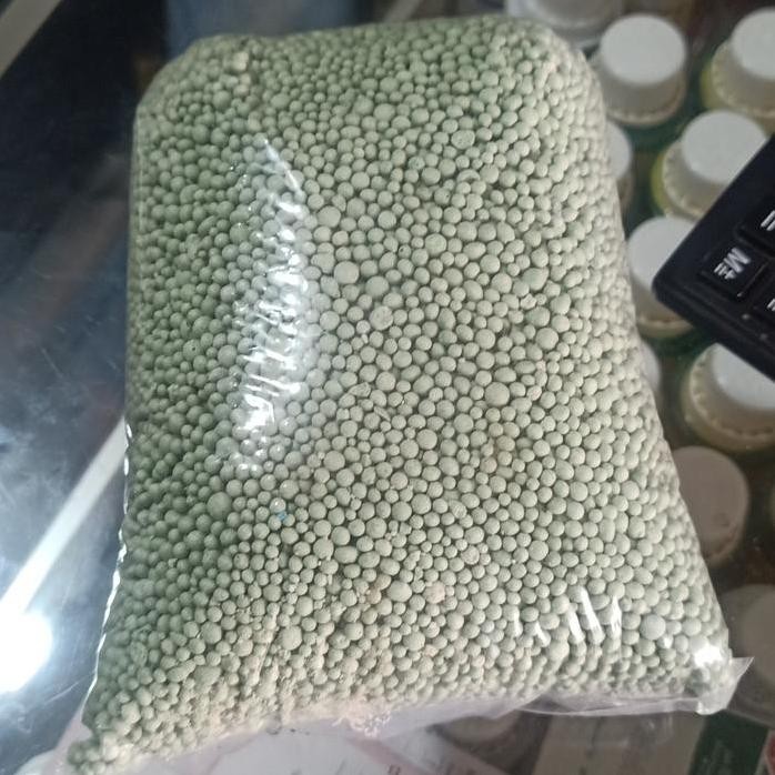 

Terlaris Pupuk Npk Hijau 200Gram