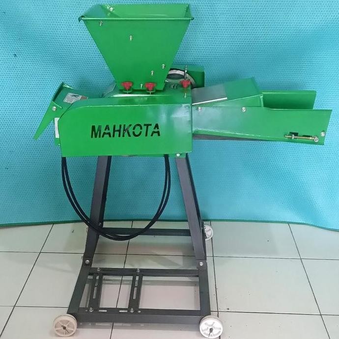 pencacah rumput dan ranting mahkota