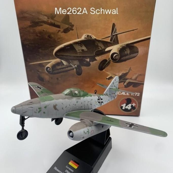 Diecast pesawat tempur Germany 1944 Messerschmitt Me262A Schwal Be