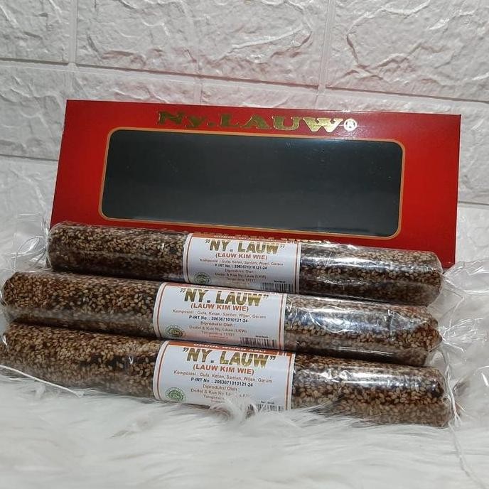 

Terlaris Dodol Wijen Ny. Lauw (1Kg)