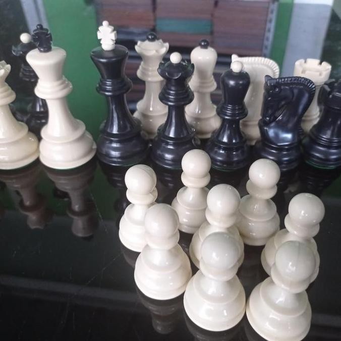 Diskon Buah Catur Plastik Premium Type Zagreb