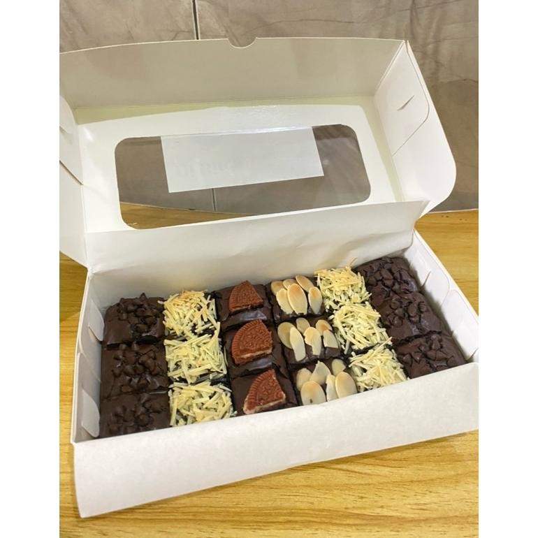 

Brownies Fudgy Bites 20x10 By Hi Bites nUg