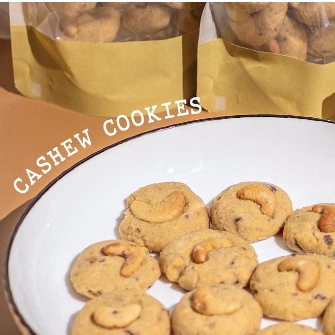

NEW PRODUCT NUDE GLUTEN FREE & VEGAN PREMIUM CASHEW COOKIES | EGG FREE, BUTTER FREE, DAIRY FREE, DIET FRIENLDY NATURES TOUCH.