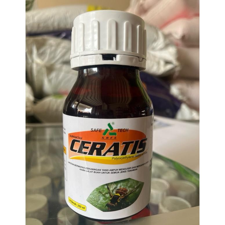 Insektisida Pembasmi Lalat Buah Ceratis 250 ml