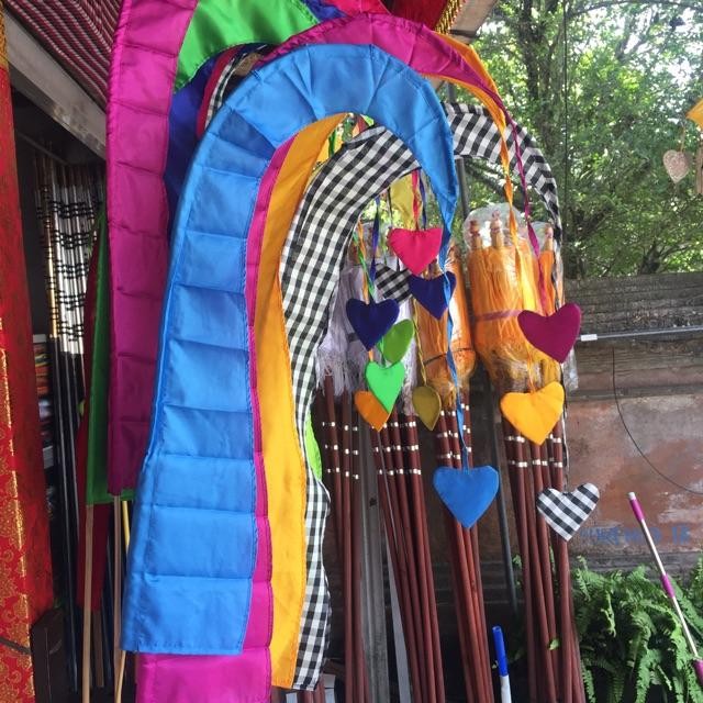 Umbul-Umbul Khas Bali 1Meter Kain Parasut Warna-Warni