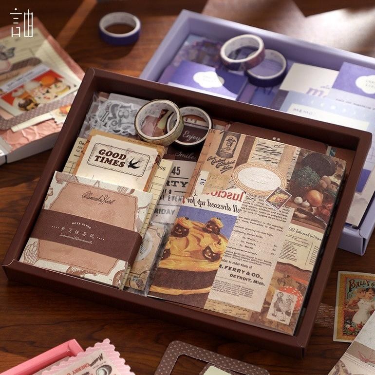 

155pcsJournal Kit Set Gift Box / Paket Set Agenda / Notebook lucu/diary lucu / Buku Tulis Catatan Karak