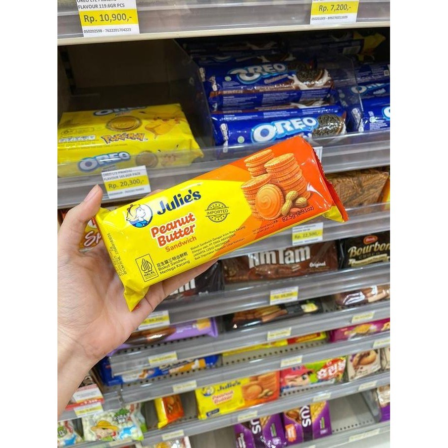 

------] Julies Peanut Butter Sandwich Biscuit 82.5 gr /Biskuit Julie's isi Selai Kacang