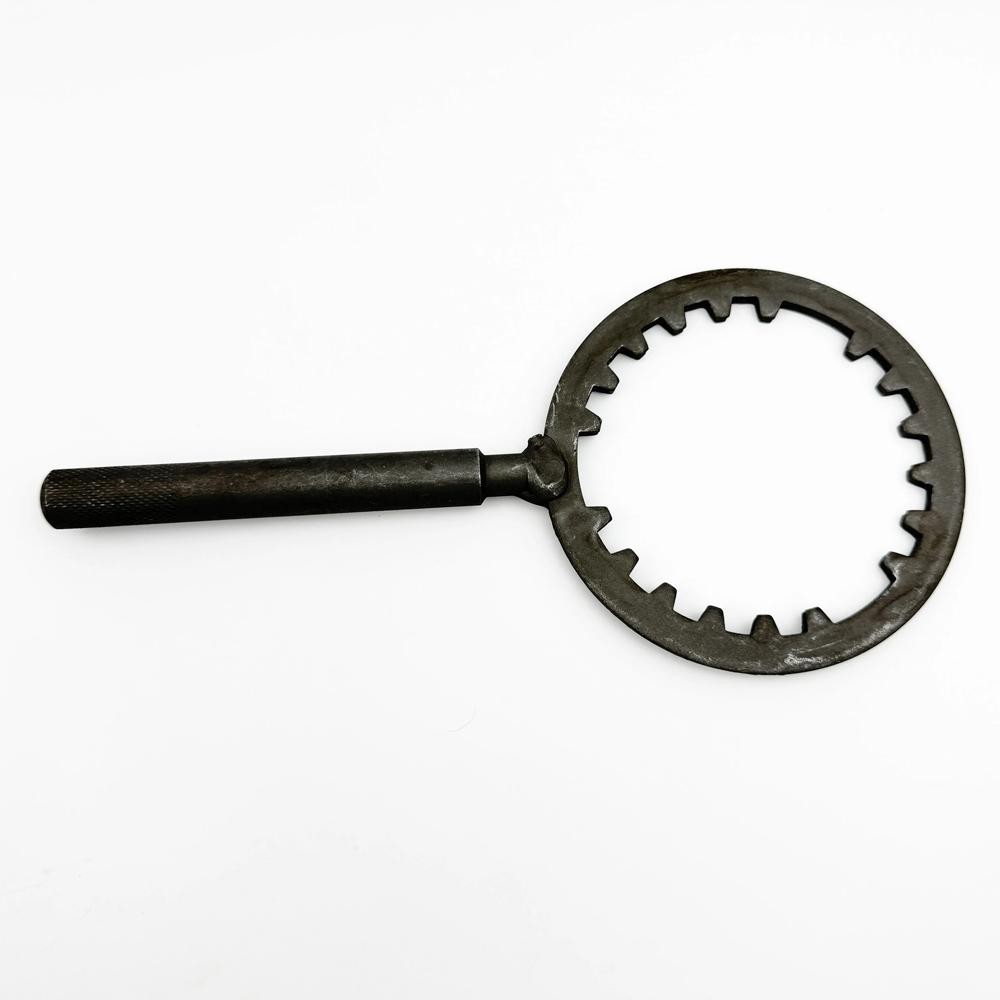 Tahanan Rumah Kopling Matahari - Penahan Rumah Kopling Motor Bebek