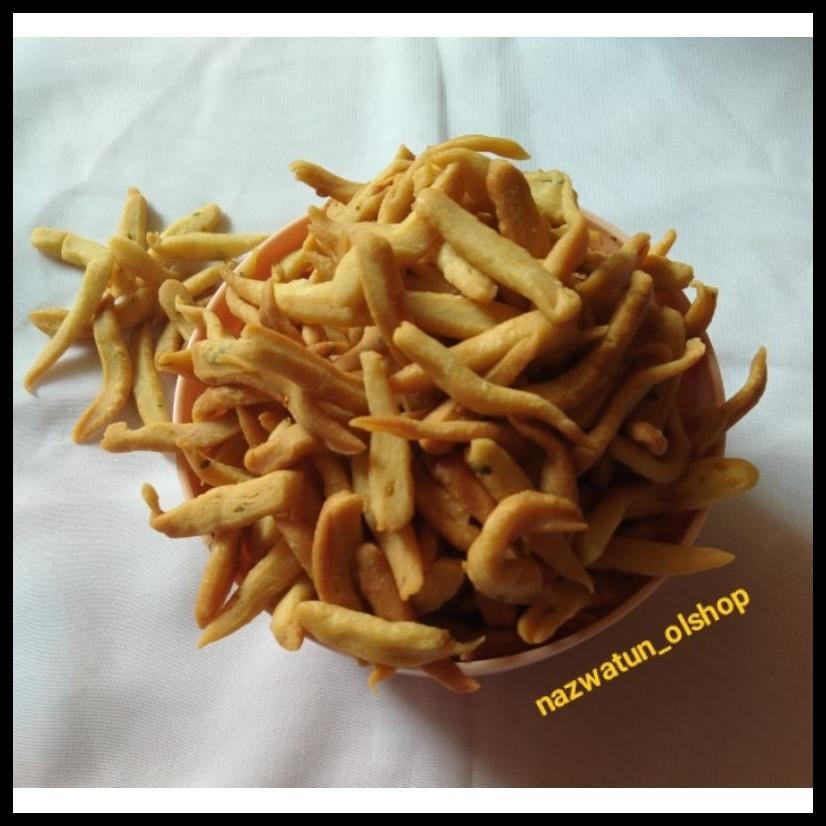 

KUE BAWANG GUNTING KHAS PADANG 200 GR