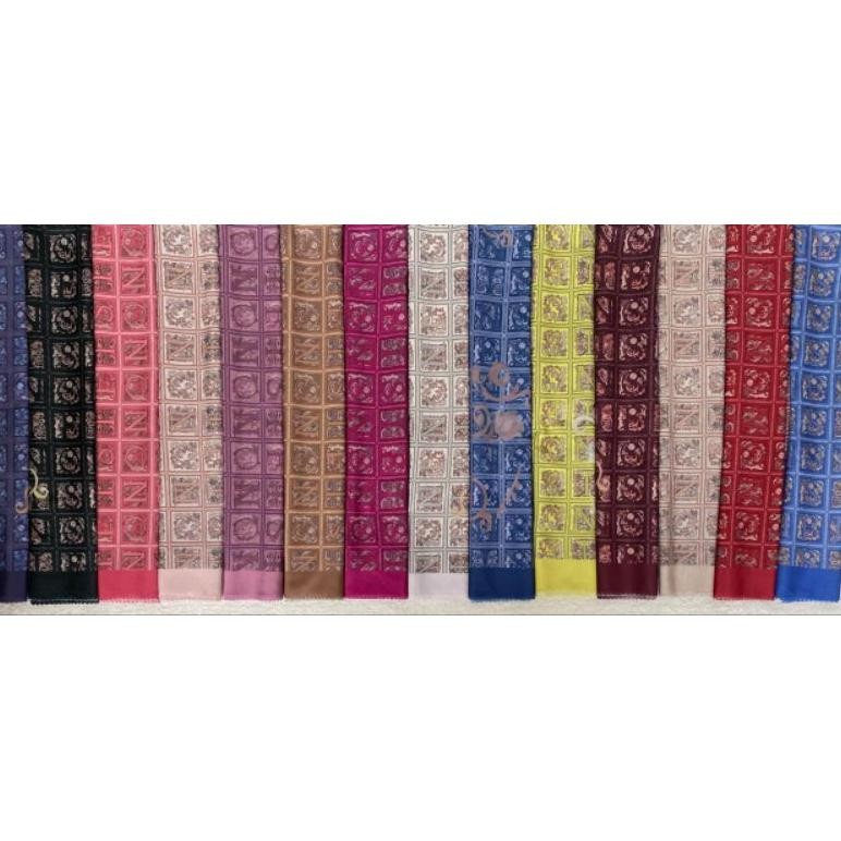 Special Price Segi Empat Motif Bunga Ala Jurney Baniescoopp Menawan Dari Deenay Motif Hijab Segiempa