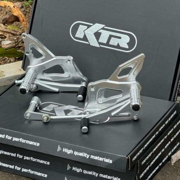 FOOTSTEP UNDERBONE 3D KTR Ninja R SS Ninja RR UNDERBONE KTR MODEL BPRO NEW SPEC