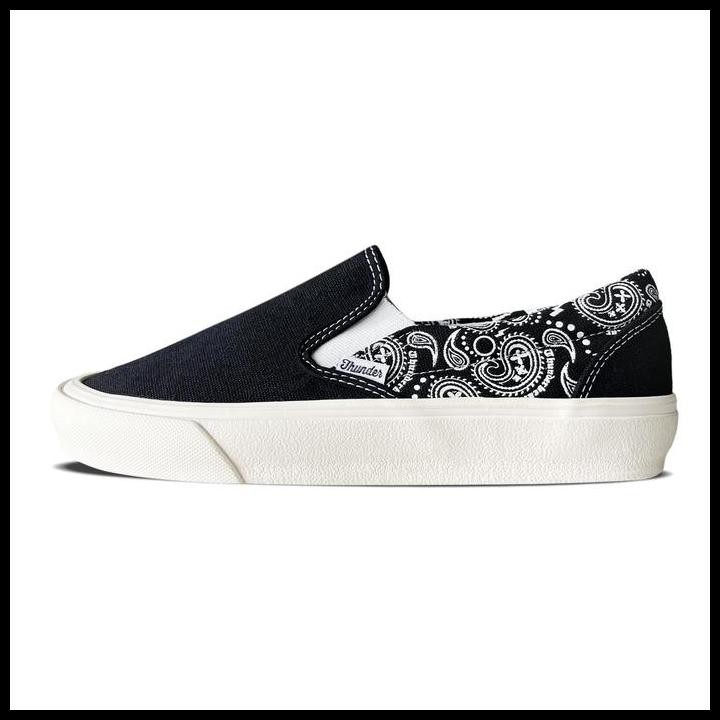 Sepatu Thunderbear - Slip On Voltaire Paisley Bw Original Best Seller