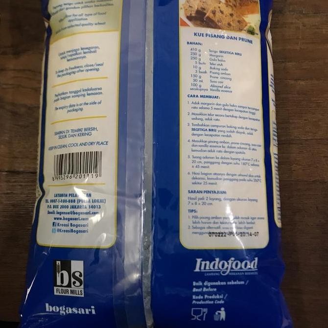 

Sale Terigu Segitiga Biru Premium Kemasan 12X1Kg Gosend/Grab Only!!