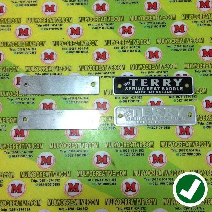 

Label Plat Logam Merk Label Nama - Label Nama Merk The Terry Custom