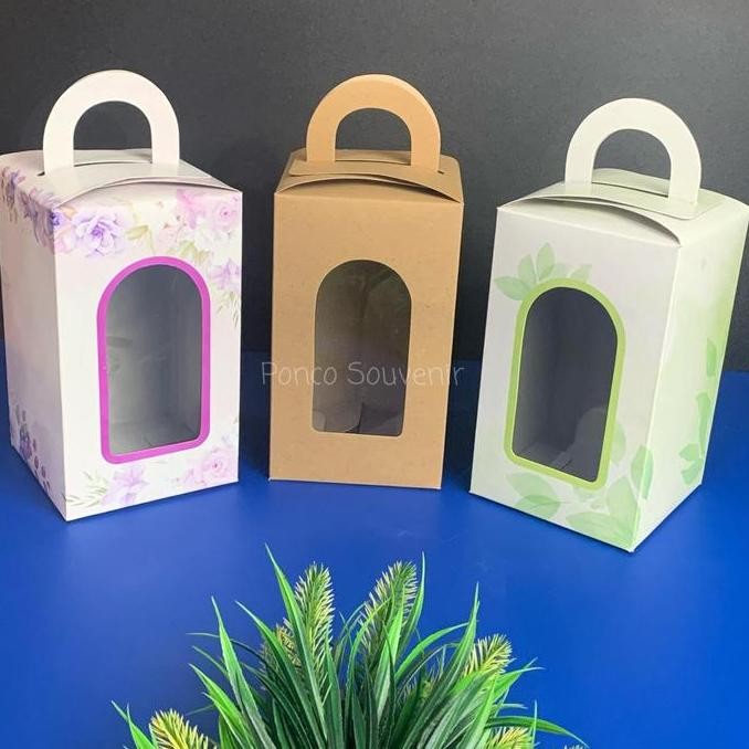 

ready 25 Pcs Box Tenteng Kemasan Botol/ Gelas Shell 9.2 x 9.2 x 16.2 CM