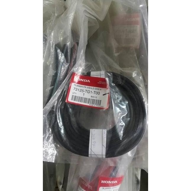 Karet Mouling List Lis Kaca Depan Honda Brio Mobilio 2012 2013 2014 2015 2016 2017 2018 2019 2020 20