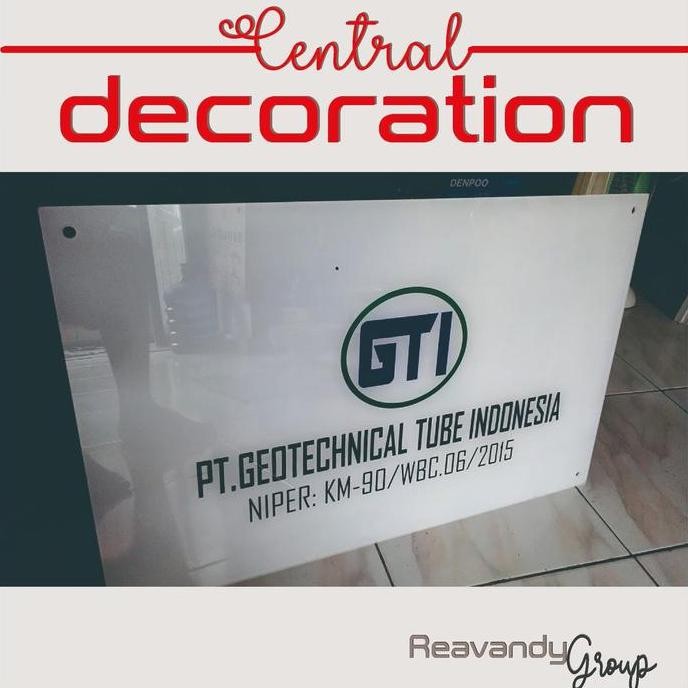

plang akrilik | papan nama toko, perusahaan dan kantor | signage 5mm