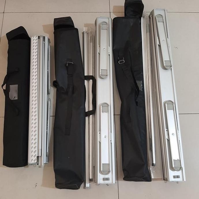 

Roll Up Banner Alumunium 60 x 160, 80 x 200 dan 850 x 200