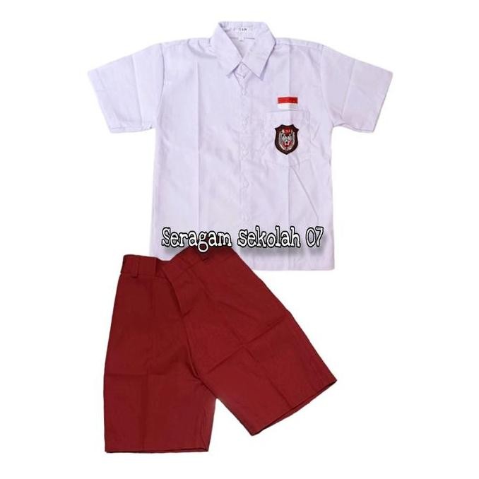 Tersedia Satu Stel Baju Celana Seragam Sekolah SD merah putih dan Pramuka Baju pendek Celana pendek 