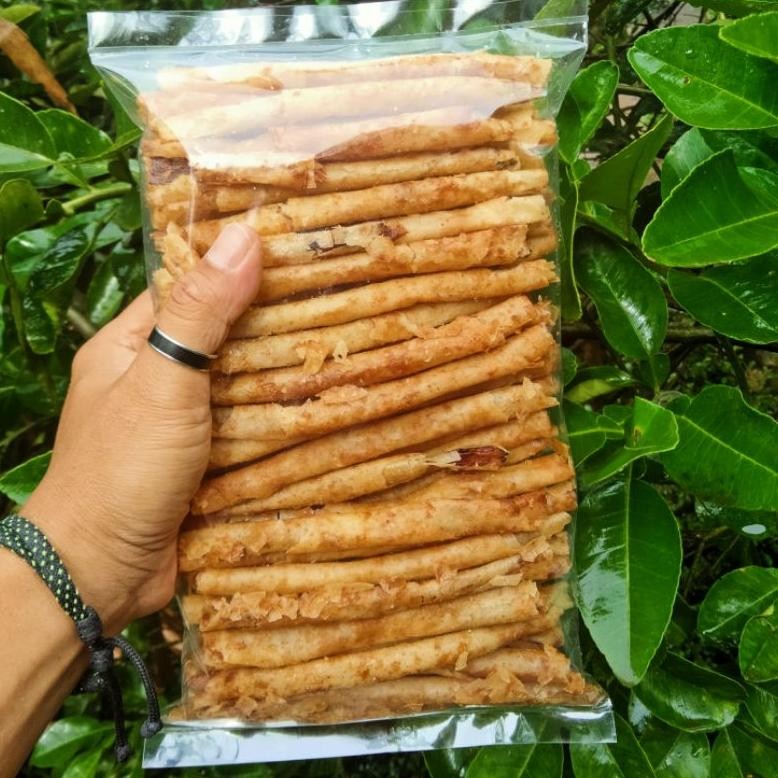 

Cemilan Pisang Aroma Sale Sumpia Crispy 500gr