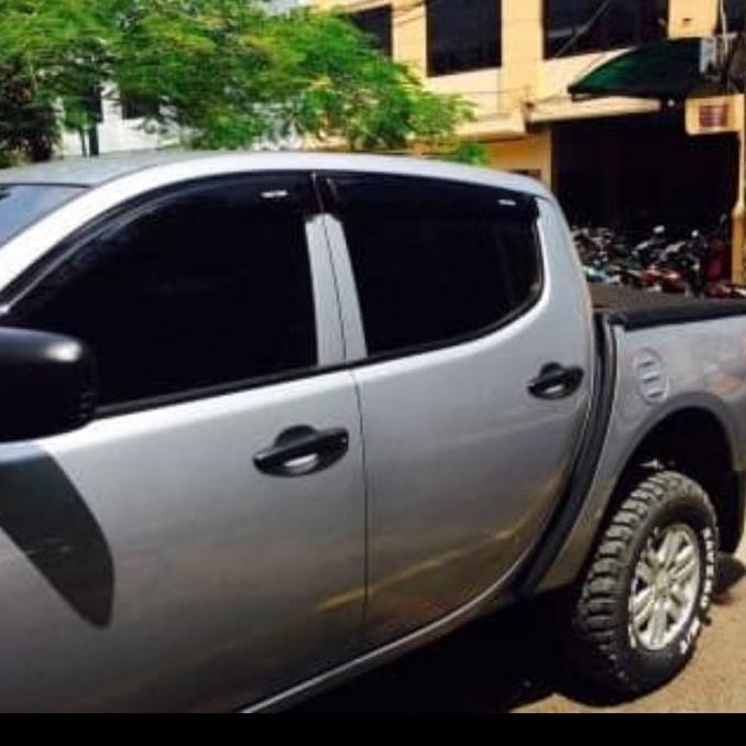 // talang air mobil strada triton 2008-2012 //