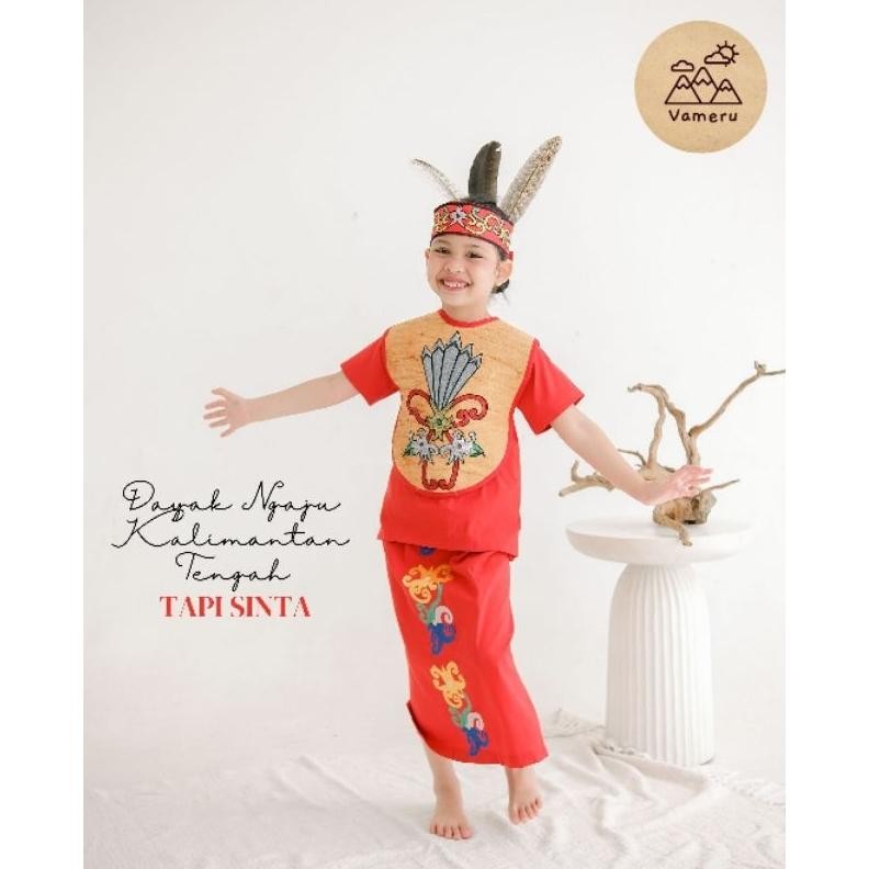 BAJU ADAT ANAK DAYAK NGAJU PEREMPUAN KALIMANTAN TENGAH AST