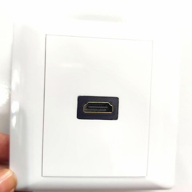 Outlet HDMI dinding