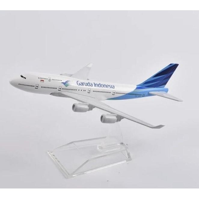 Diecast Pesawat Garuda Indonesia Boeing 747-400