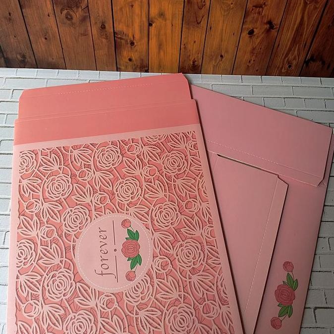 

ready stock Paper Gift Box M Panjang / Kotak Kado Serbaguna 3