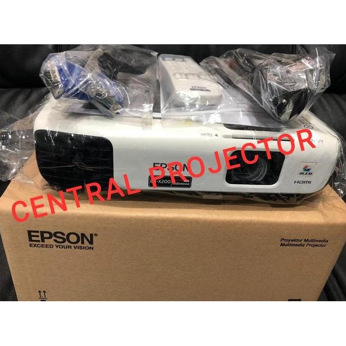 Proyektor Epson EB-X200