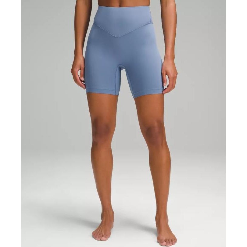 Lululemon Women Breezethrough High-Rise Short 6"