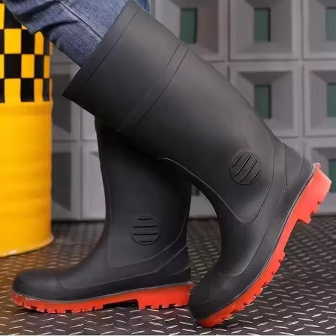 

Terlaris Sepatu Boots Hitam Karet Proyek / Sepatu Proyek / Sepatu Boot Karet / Safety Boot Hpp / Sepatu Boot Panjang