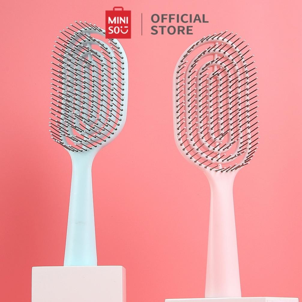 Miniso Sisir Rambut Mini Portabel Vertikal Membersihkan Diri Scalp Massager Sisir Kecil Anti Kusut R