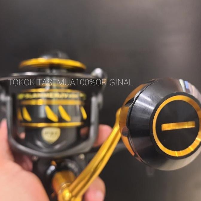 * PENN SLAMMER IV 2500 3500 4500 5500 6500 7500 8500 10500 Spinning Reel *