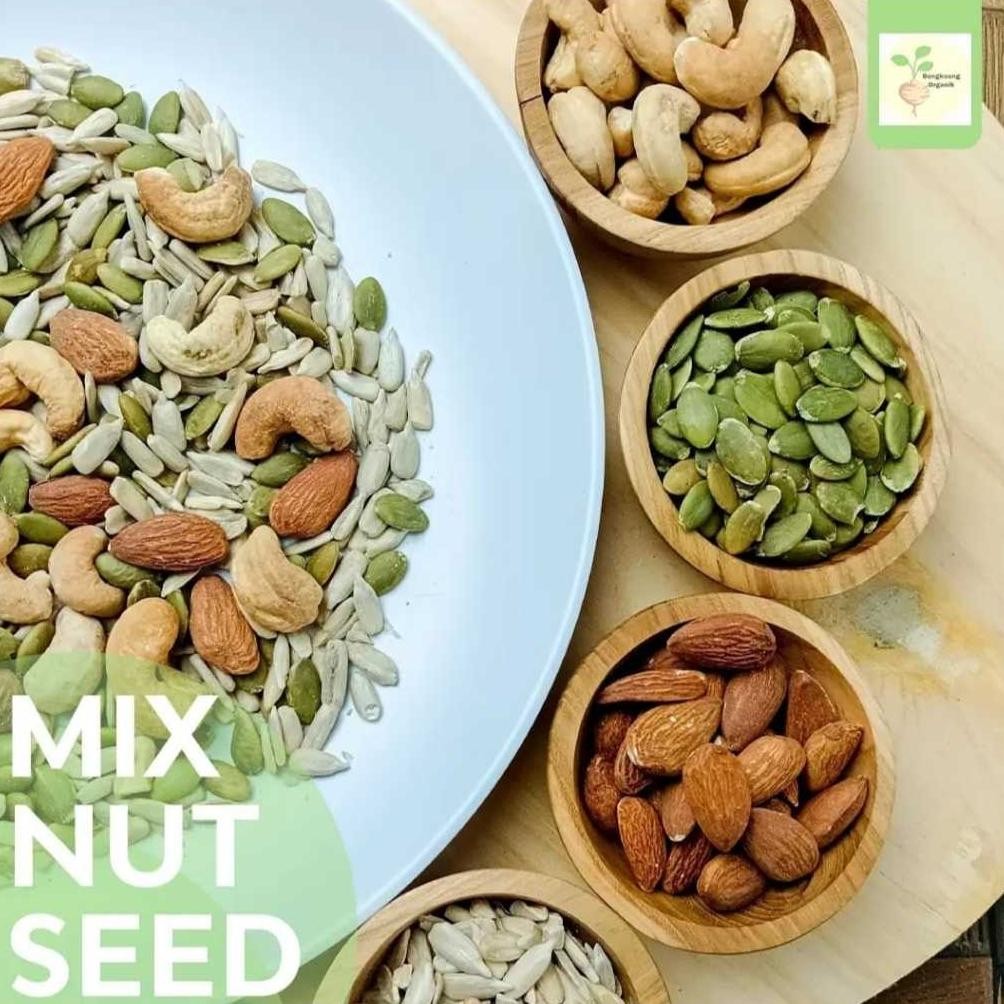

MIX NUT SEED 250gr - Almond Cashew Pumpkin Sunflower RB10