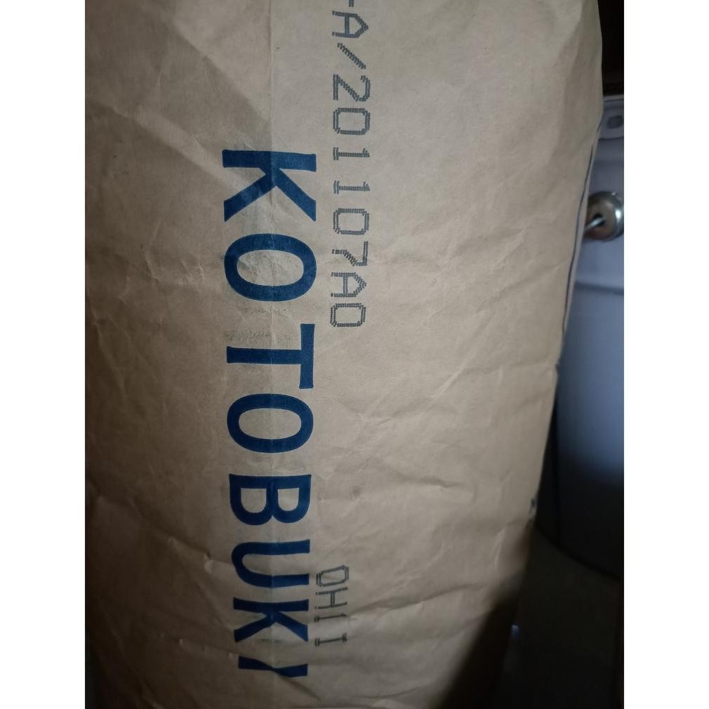 

Kotobuki Tepung Terigu / Tepung Repack 1 kg SV13