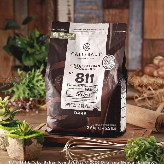 

Callebaut Dark 811Nv 54,5% 2,5Kg Cokelat 811 Nv Couverture Chocolate