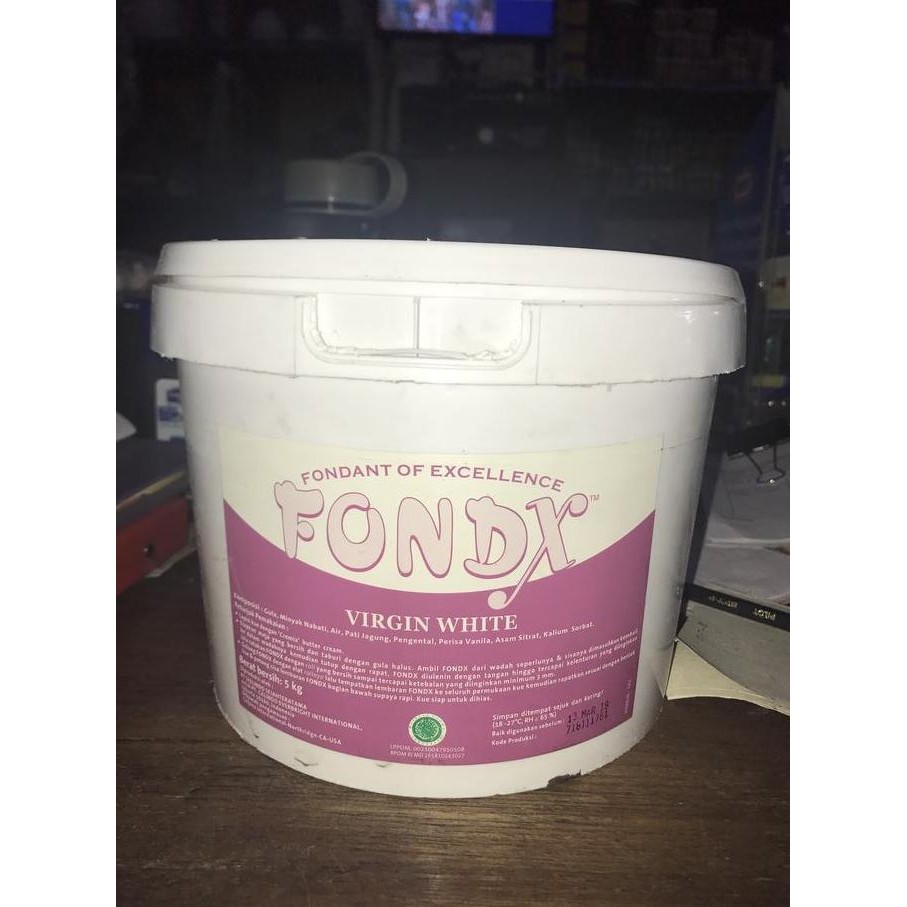 

Fondant Icing Fondx Virgin White 5Kg - Gosend Only!!!