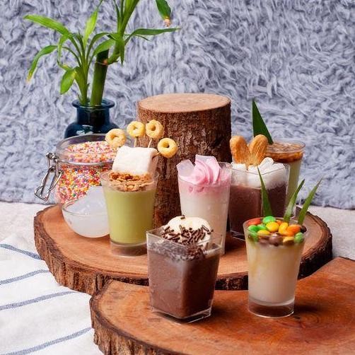 

[Get 5 Pcs] 5 Pcs Omura Dessert Shooter Panna Cotta - Fs