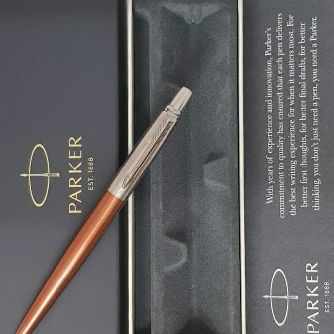 

Pulpen Parker Jotter Original Chelsea Orange Free Ukir Grafir Nama Kualitas Terbaik Harga Termurah