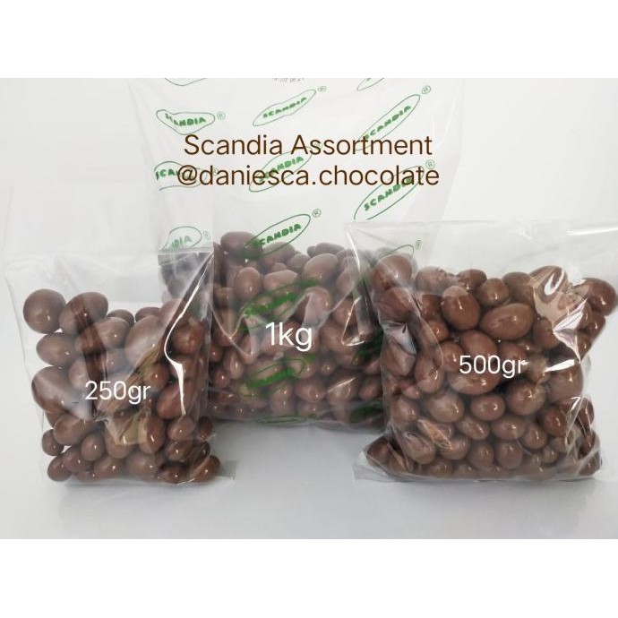 

500gr coklat scandia assortment - coklat isi mede almond kismis termurah