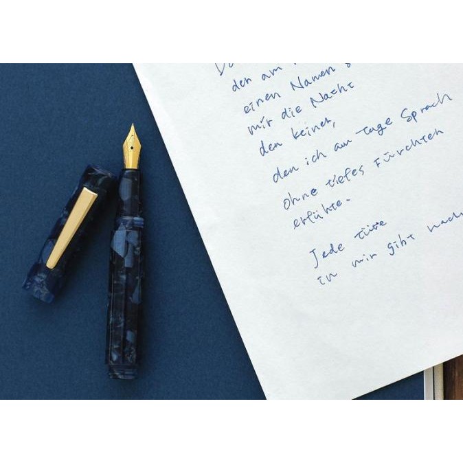 

Hightide Attache Fountain Pen / Pulpen Berbahan Premium Stok Terbatas
