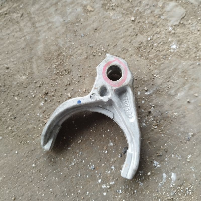 GARPU OPERAN GIGI 3 4 TRANSMISI GRAND GRAN MAX AVANZA RUSH