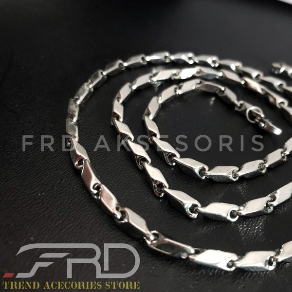Kalung Pria Rantai Silver | Kalung Wanita Kotak Silver | Aksesoris Kalung Padi Import | Perhiasan Ka